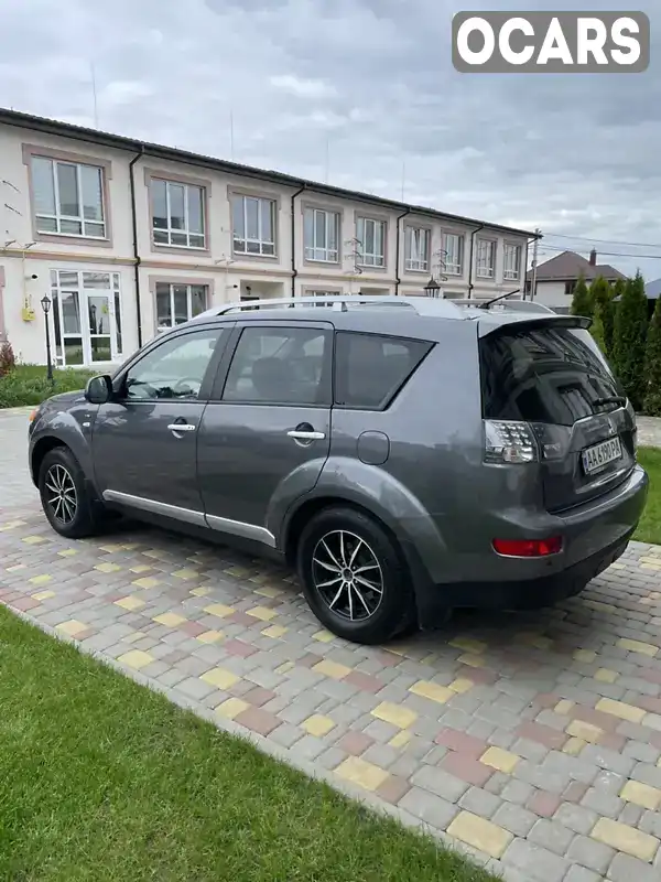 Позашляховик / Кросовер Mitsubishi Outlander XL 2008 3 л. Автомат обл. Київська, Бориспіль - Фото 1/7