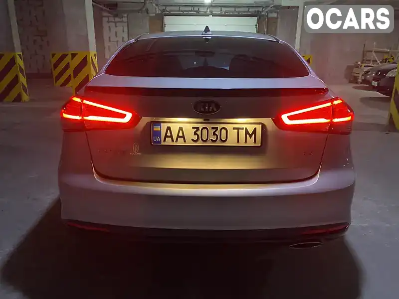 3KPFN4A80JE165899 Kia Forte 2017 Седан 2 л. Фото 4