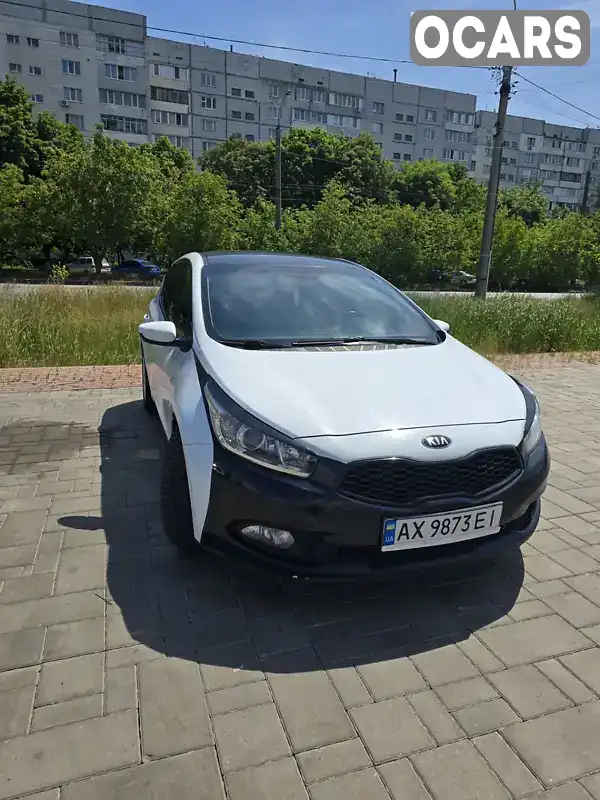 Хетчбек Kia Ceed 2015 1.59 л. Ручна / Механіка обл. Черкаська, Черкаси - Фото 1/19