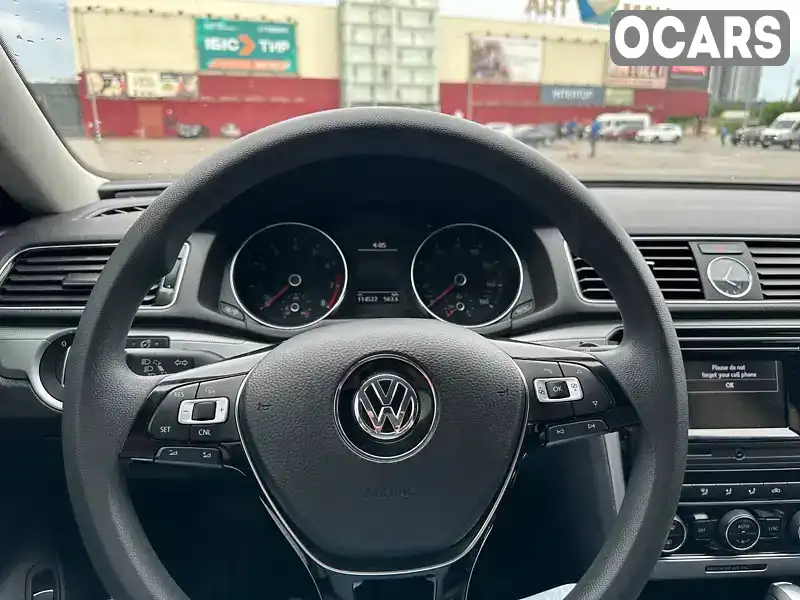 1VWAT7A33HC075201 Volkswagen Passat 2017 Седан 1.8 л. Фото 5