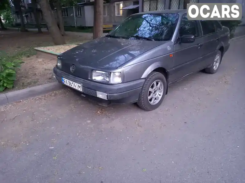 WVWZZZ31ZJE040676 Volkswagen Passat 1988 Седан 1.78 л. Фото 2