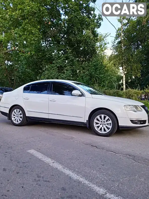 Седан Volkswagen Passat 2007 1.9 л. Ручная / Механика обл. Полтавская, Кременчуг - Фото 1/14