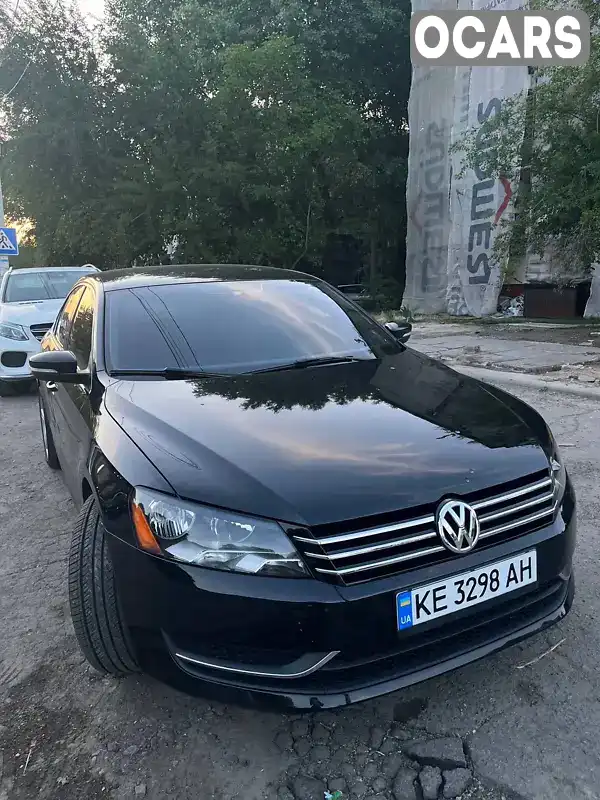 1VWBT7A38FC002892 Volkswagen Passat 2014 Седан 1.8 л. Фото 2