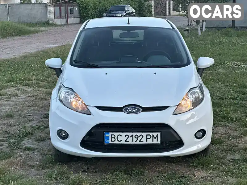 Хетчбек Ford Fiesta 2011 1.39 л. Автомат обл. Львівська, Львів - Фото 1/10