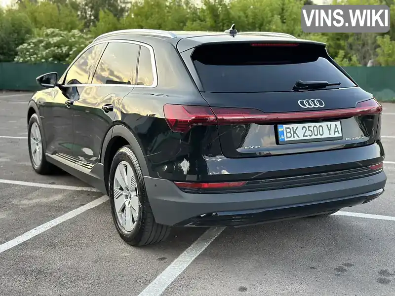 WAUZZZGE8KB010587 Audi e-tron 2019 Внедорожник / Кроссовер  Фото 3