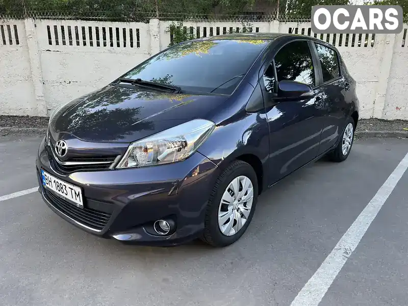 Хэтчбек Toyota Yaris 2011 1.33 л. Вариатор обл. Одесская, Одесса - Фото 1/21