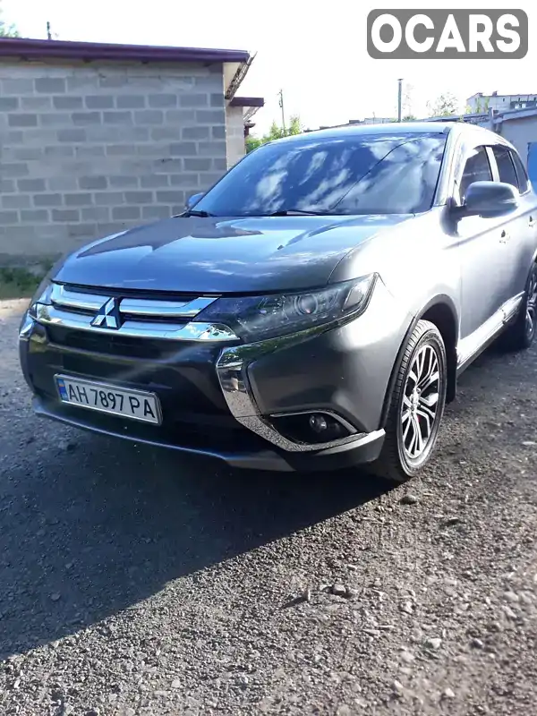 Позашляховик / Кросовер Mitsubishi Outlander 2018 2.36 л. Варіатор обл. Донецька, Покровськ (Красноармійськ) - Фото 1/21