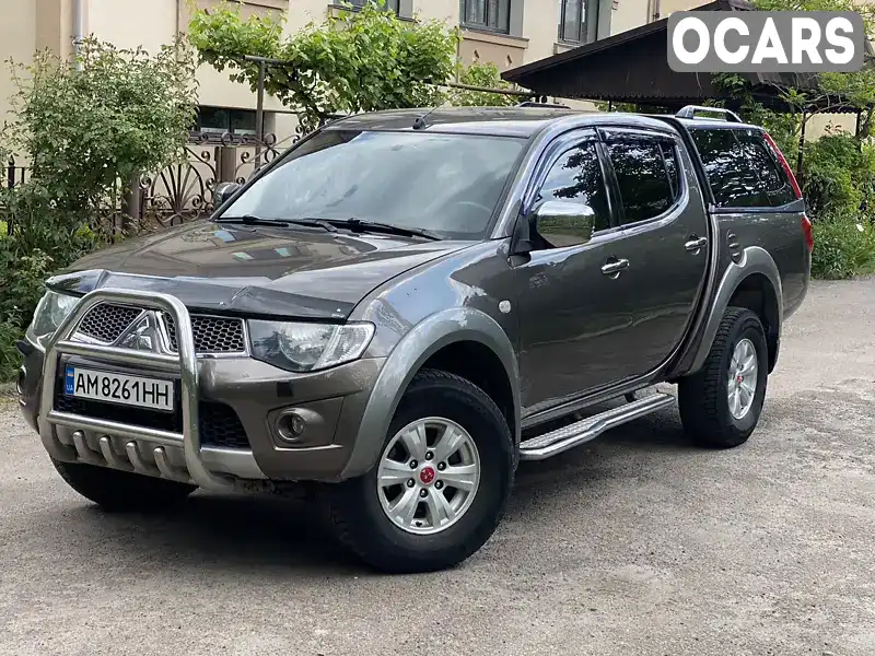 Пікап Mitsubishi L 200 2010 2.48 л. Ручна / Механіка обл. Житомирська, Житомир - Фото 1/21