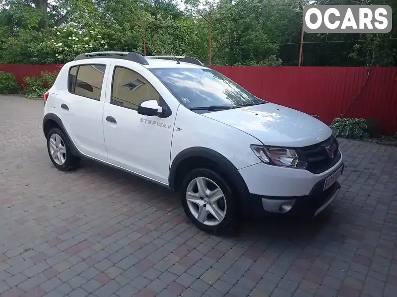 Хетчбек Dacia Sandero 2016 0.9 л. обл. Івано-Франківська, Коломия - Фото 1/17