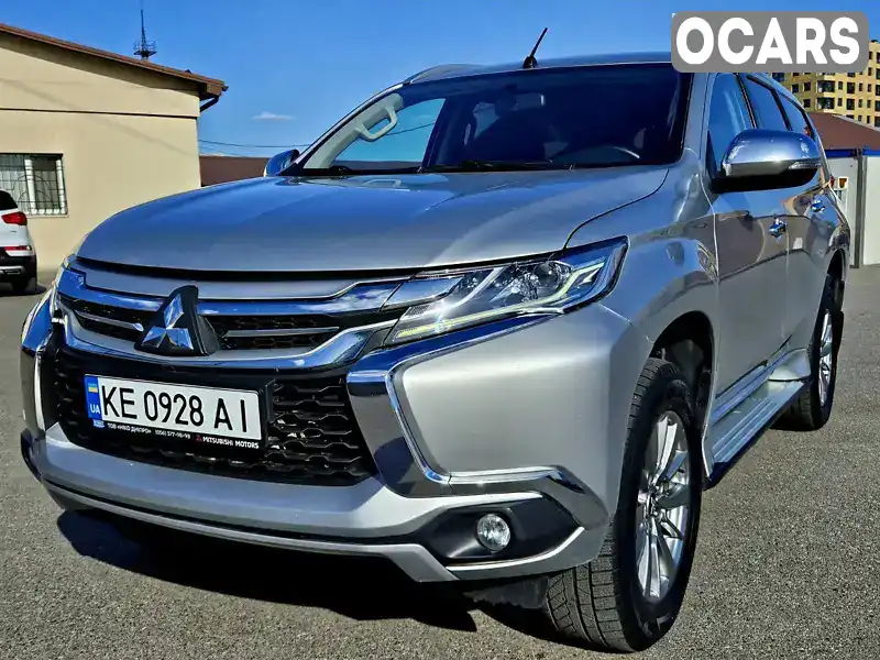 Позашляховик / Кросовер Mitsubishi Pajero Sport 2018 2.44 л. Ручна / Механіка обл. Дніпропетровська, Дніпро (Дніпропетровськ) - Фото 1/20