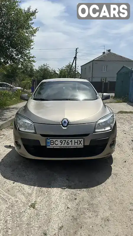 VF1BZ5G0645232009 Renault Megane 2011 Хетчбек 1.46 л. Фото 1