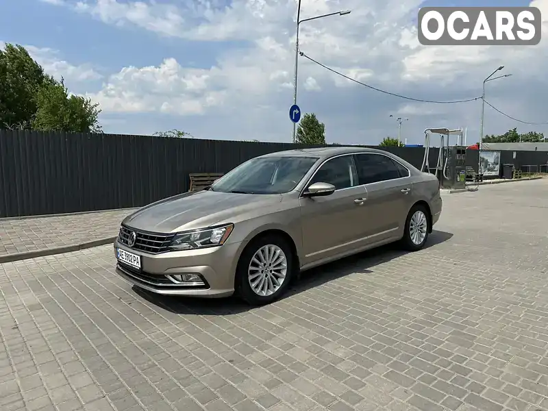 Седан Volkswagen Passat 2016 1.8 л. Робот обл. Дніпропетровська, Дніпро (Дніпропетровськ) - Фото 1/16