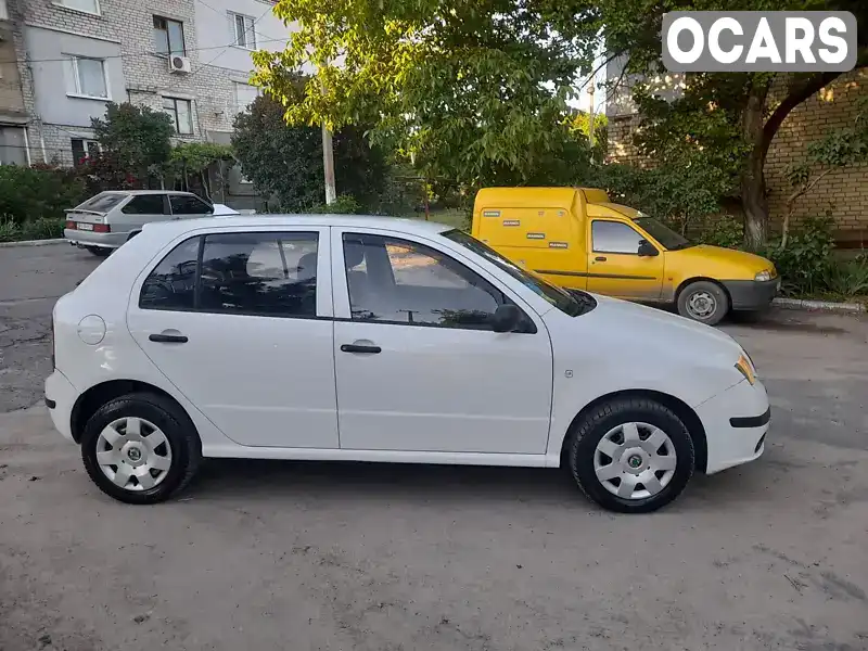 Хетчбек Skoda Fabia 2007 1.2 л. Ручна / Механіка обл. Миколаївська, Вознесенськ - Фото 1/17