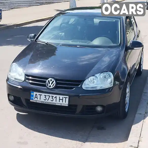 Хетчбек Volkswagen Golf 2004 1.6 л. Ручна / Механіка обл. Чернівецька, Заставна - Фото 1/6