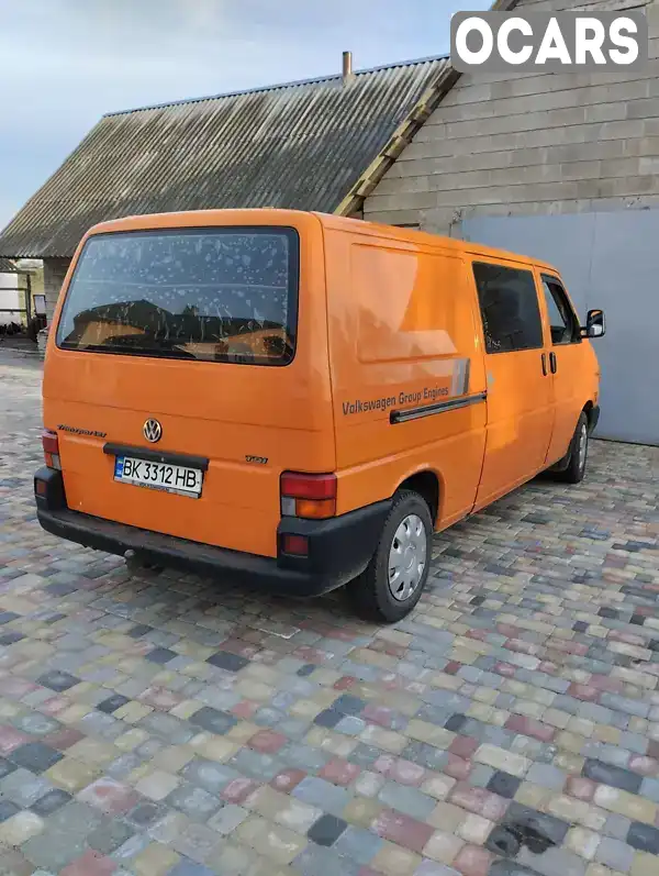 Мінівен Volkswagen Transporter 2000 2.46 л. Ручна / Механіка обл. Рівненська, Вараш (Кузнецовськ) - Фото 1/14