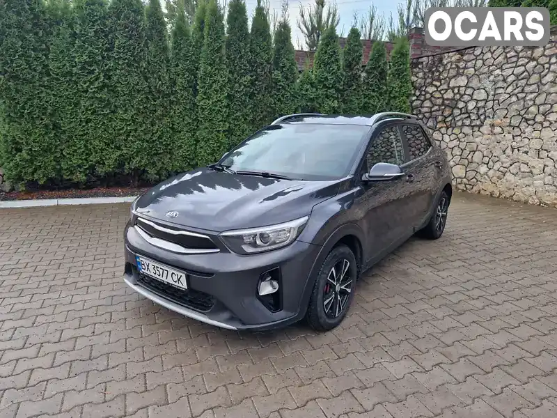 Позашляховик / Кросовер Kia Stonic 2018 1.37 л. Ручна / Механіка обл. Хмельницька, Волочиськ - Фото 1/21