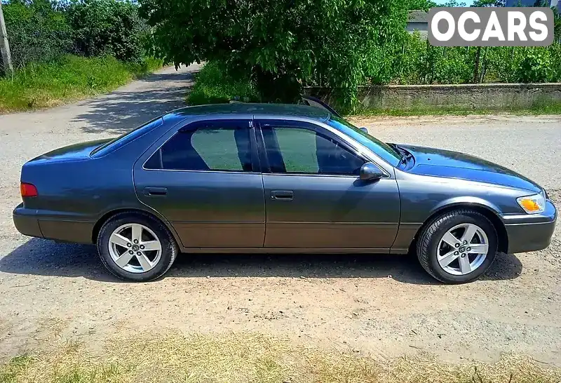 SXV200451241 Toyota Camry 2000 Седан 2.2 л. Фото 2