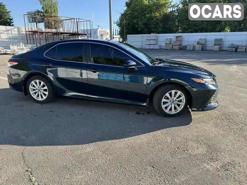 4T1B11HK1KU856397 Toyota Camry 2019 Седан 2.49 л. Фото 2