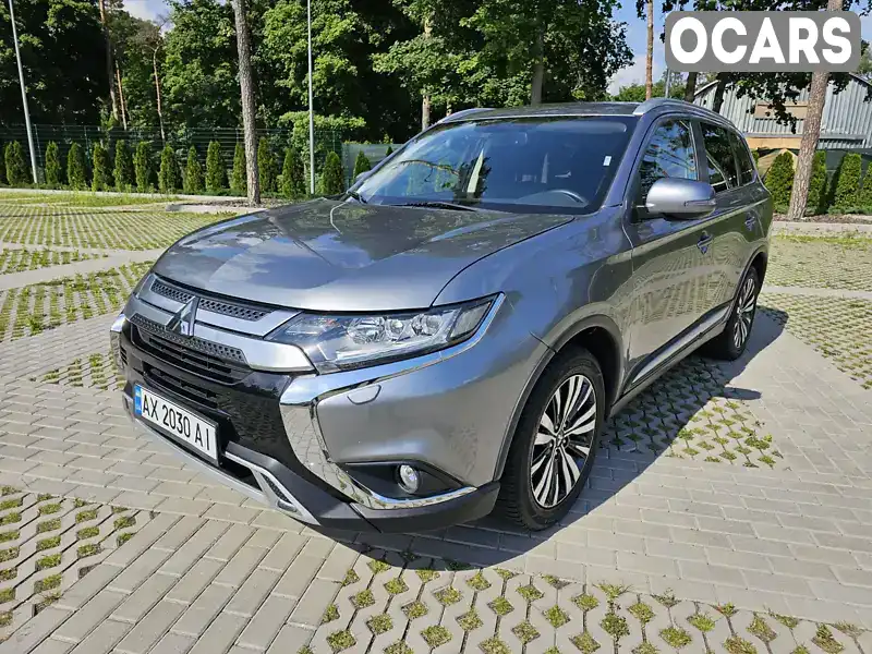 Внедорожник / Кроссовер Mitsubishi Outlander 2019 2.36 л. Вариатор обл. Харьковская, Харьков - Фото 1/20