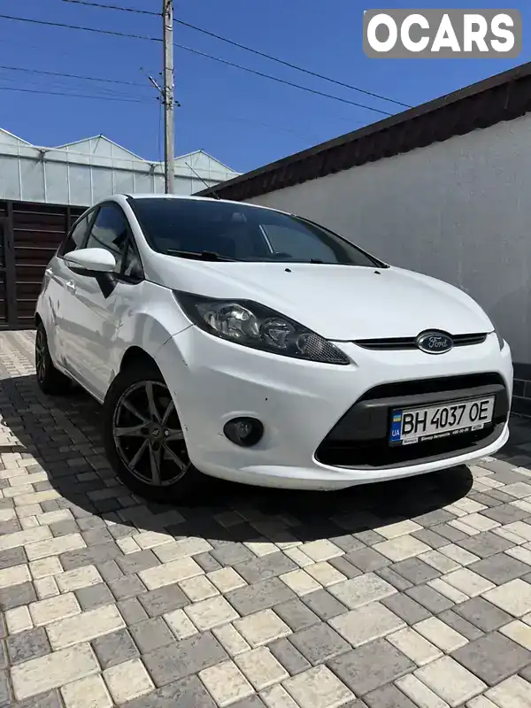 WF0JXXGAJJBL72027 Ford Fiesta 2011 Хетчбек 1.39 л. Фото 2