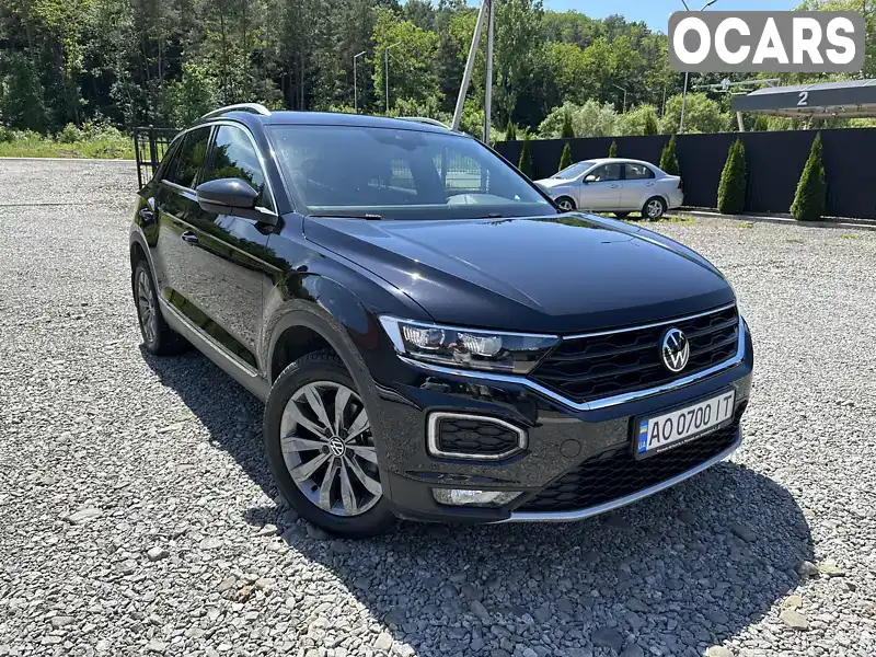 Позашляховик / Кросовер Volkswagen T-Roc 2021 1.5 л. Типтронік обл. Закарпатська, Ужгород - Фото 1/21