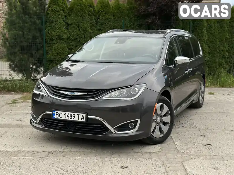 Мінівен Chrysler Pacifica 2018 3.6 л. Автомат обл. Львівська, Львів - Фото 1/21