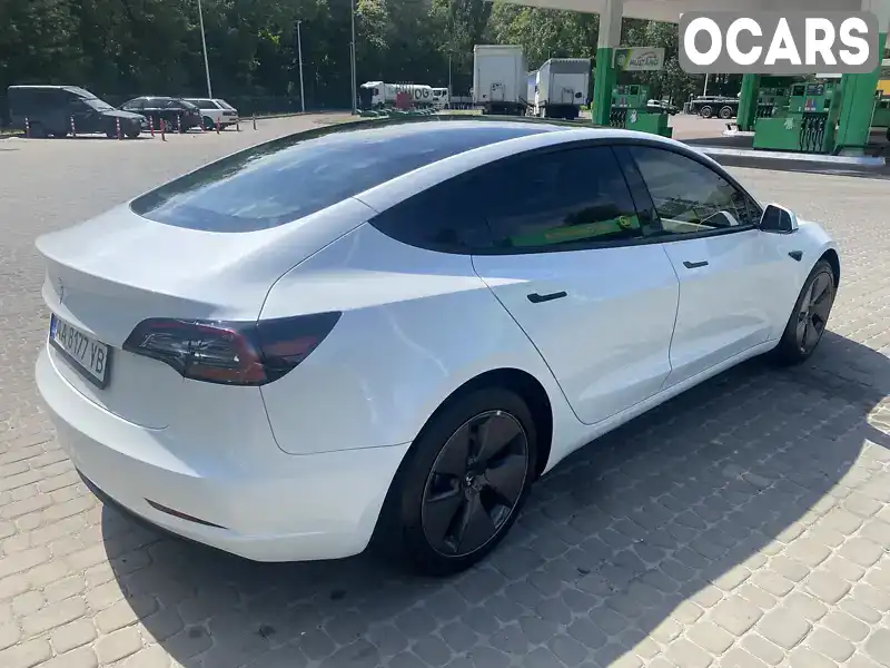 5YJ3E1EA7PF582096 Tesla Model 3 2023 Седан  Фото 2