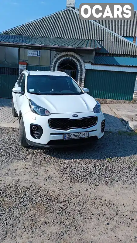 Позашляховик / Кросовер Kia Sportage 2017 2 л. Автомат обл. Рівненська, Вараш (Кузнецовськ) - Фото 1/5