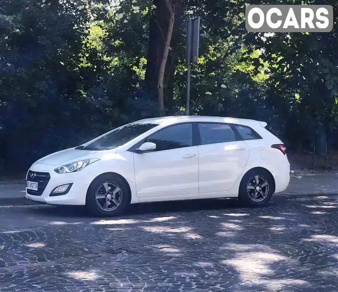 Універсал Hyundai i30 2015 1.6 л. Ручна / Механіка обл. Львівська, Львів - Фото 1/21