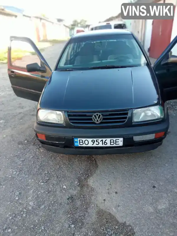 Седан Volkswagen Vento 1995 1.8 л. Ручная / Механика обл. Тернопольская, Тернополь - Фото 1/10