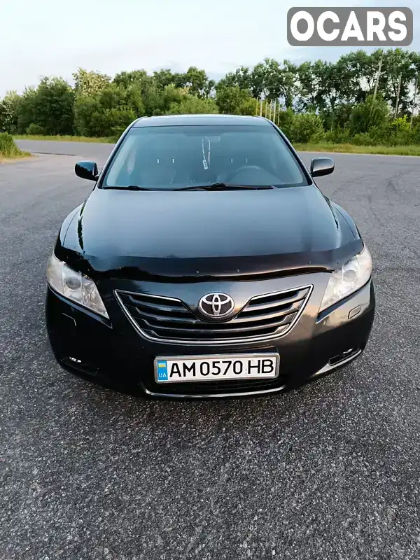 Седан Toyota Camry 2008 2.36 л. Автомат обл. Житомирська, Коростишів - Фото 1/21