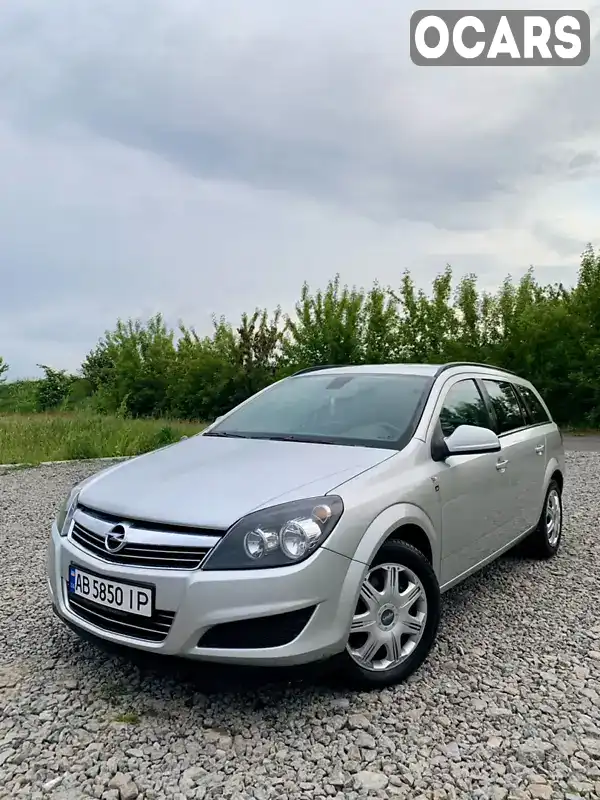 W0L0AHL35B2046274 Opel Astra 2010 Універсал 1.69 л. Фото 2