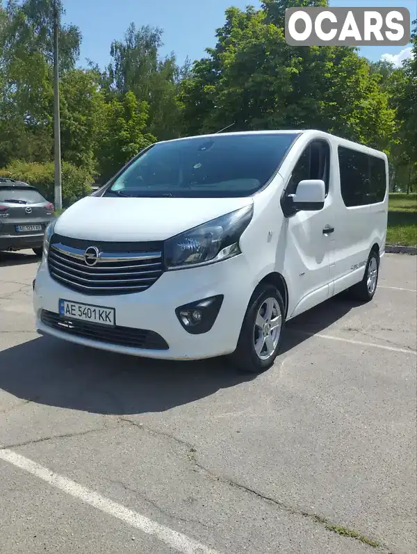 Мінівен Opel Vivaro 2015 1.6 л. Ручна / Механіка обл. Дніпропетровська, Верхньодніпровськ - Фото 1/21