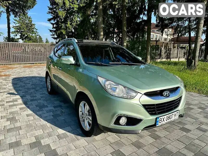 Внедорожник / Кроссовер Hyundai ix35 2011 2 л. Автомат обл. Хмельницкая, Староконстантинов - Фото 1/20