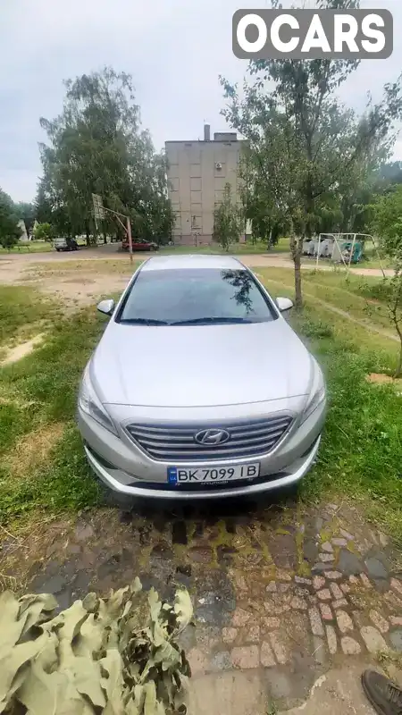 Седан Hyundai Sonata 2015 2.36 л. Автомат обл. Рівненська, Сарни - Фото 1/10