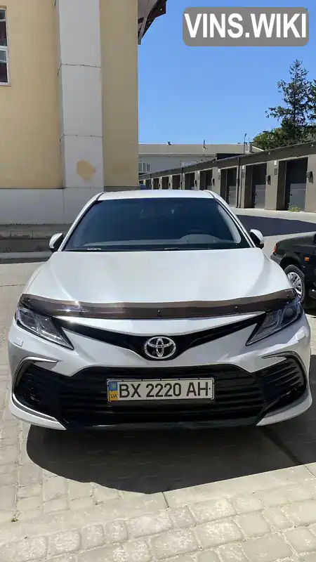 Седан Toyota Camry 2021 2.49 л. Автомат обл. Хмельницька, Кам'янець-Подільський - Фото 1/21