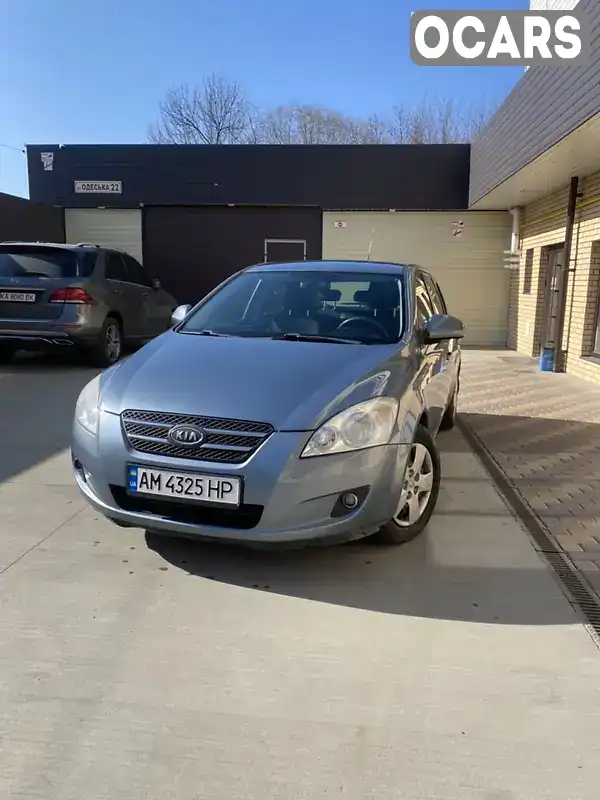 Хетчбек Kia Ceed 2009 1.99 л. Ручна / Механіка обл. Житомирська, Бердичів - Фото 1/21