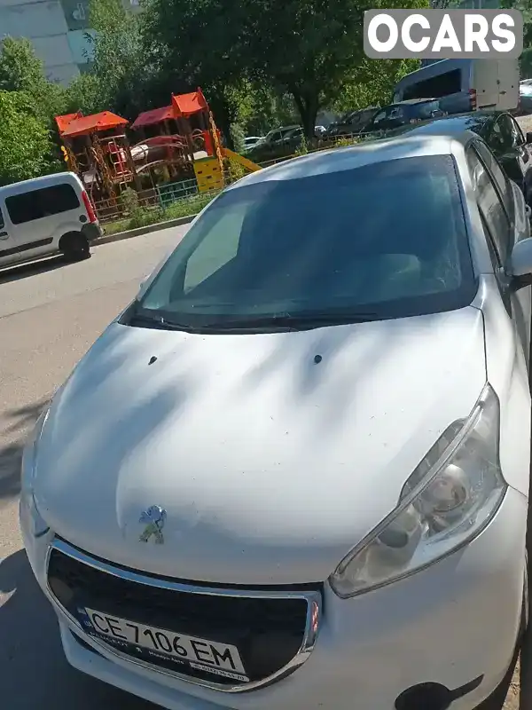 Хетчбек Peugeot 208 2015 1.2 л. Ручна / Механіка обл. Чернівецька, Чернівці - Фото 1/9