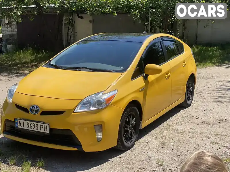 JTDKN3DU8E0393732 Toyota Prius 2014 Хэтчбек 1.8 л. Фото 2