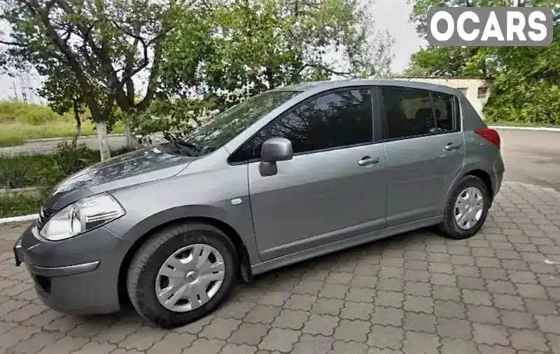 3N1FCAC11UK546253 Nissan TIIDA 2011 Хетчбек 1.6 л. Фото 1