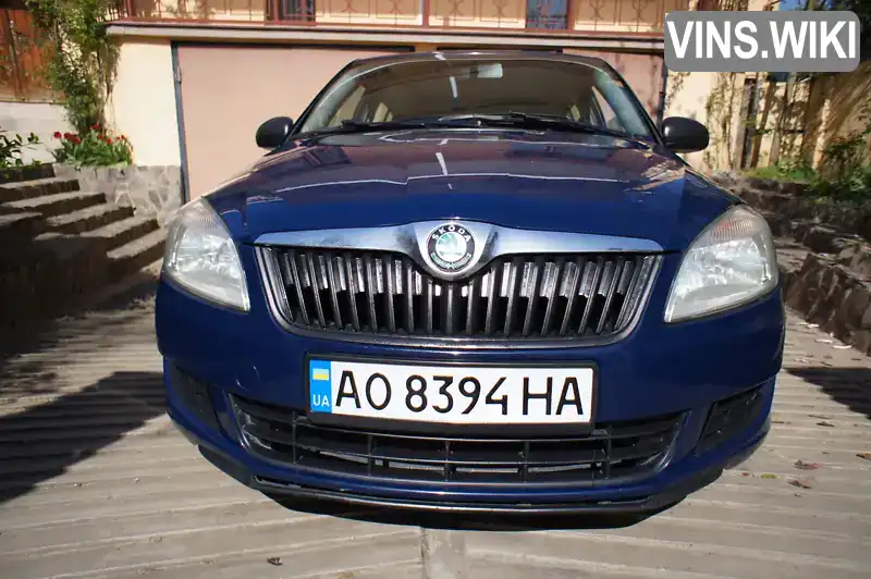 Хетчбек Skoda Fabia 2011 1.6 л. Ручна / Механіка обл. Закарпатська, Ужгород - Фото 1/15