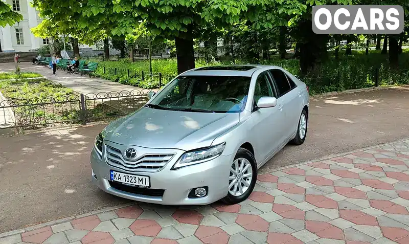 Седан Toyota Camry 2010 2.49 л. Типтронік обл. Київська, Київ - Фото 1/21