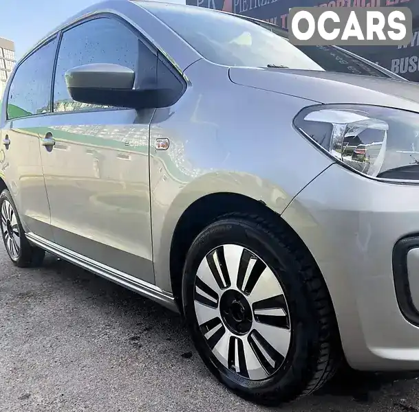 Хетчбек Volkswagen E Up 2013 1.42 л. Автомат обл. Волинська, Луцьк - Фото 1/13