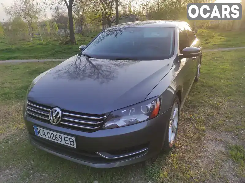 Седан Volkswagen Passat 2013 2.48 л. Автомат обл. Кіровоградська, Олександрія - Фото 1/11