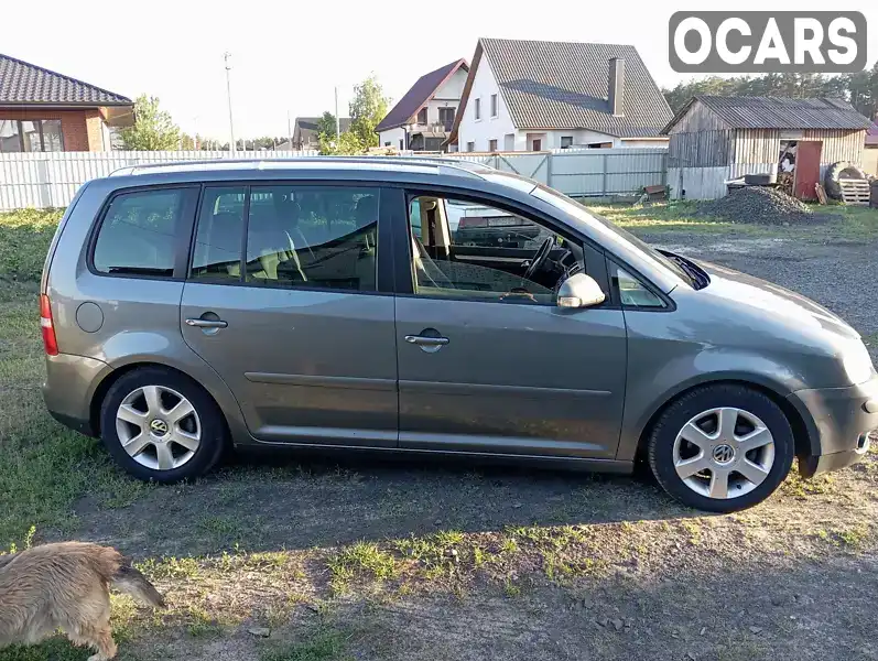 Мінівен Volkswagen Touran 2004 1.97 л. Ручна / Механіка обл. Волинська, Маневичі - Фото 1/8