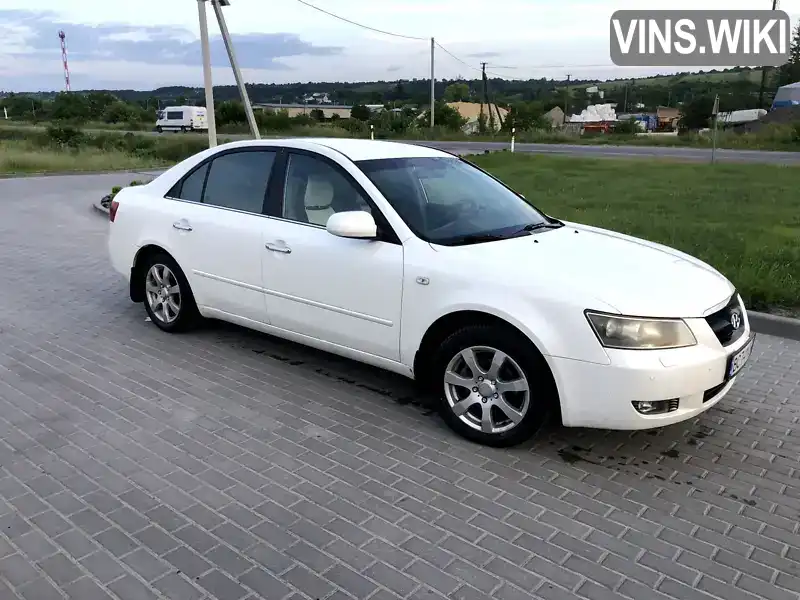 Седан Hyundai Sonata 2005 2.4 л. Ручна / Механіка обл. Львівська, Золочів - Фото 1/18