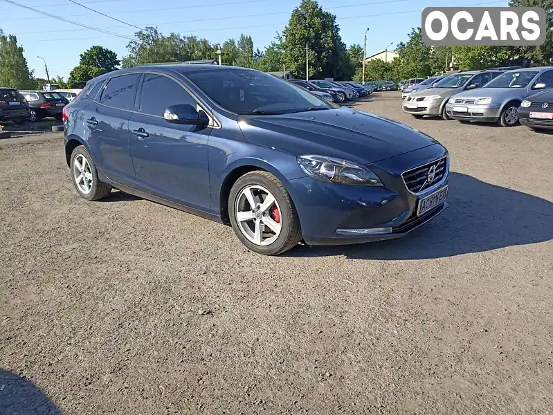 Хетчбек Volvo V40 2015 1.56 л. Ручна / Механіка обл. Волинська, Луцьк - Фото 1/21