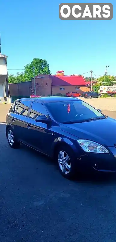 Хетчбек Kia Ceed 2007 2 л. Ручна / Механіка обл. Полтавська, Полтава - Фото 1/12