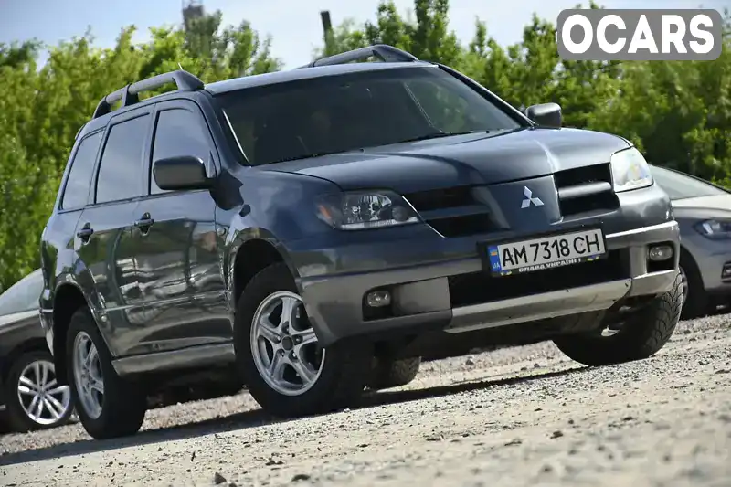 Позашляховик / Кросовер Mitsubishi Outlander 2004 2 л. Ручна / Механіка обл. Житомирська, Бердичів - Фото 1/21