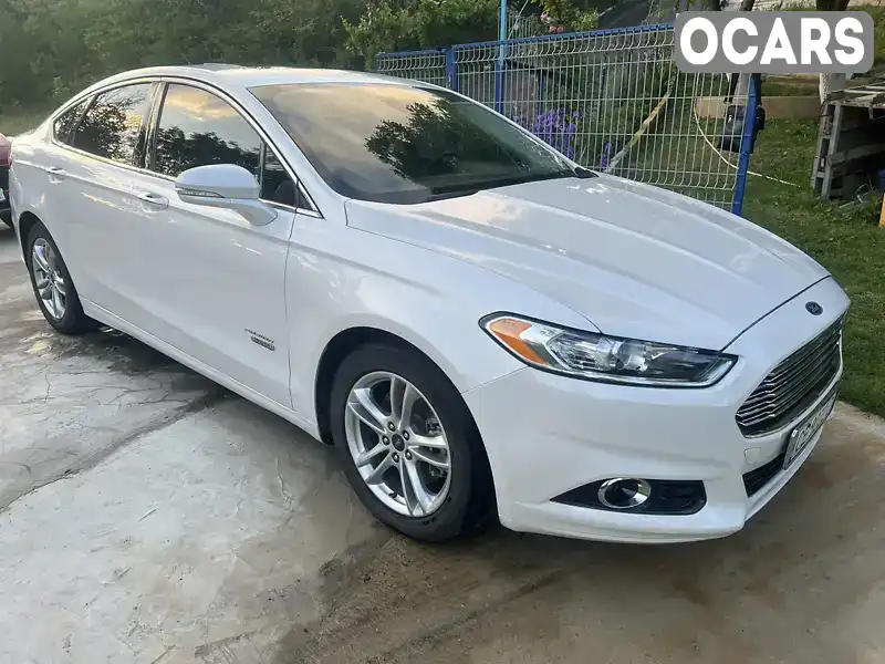 Седан Ford Fusion 2016 2 л. обл. Черновицкая, Новоднестровск - Фото 1/9